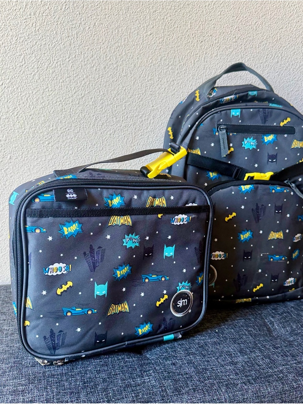 Simple Modern Kids Batman Lunch Bag and Backpack Set - medium size
